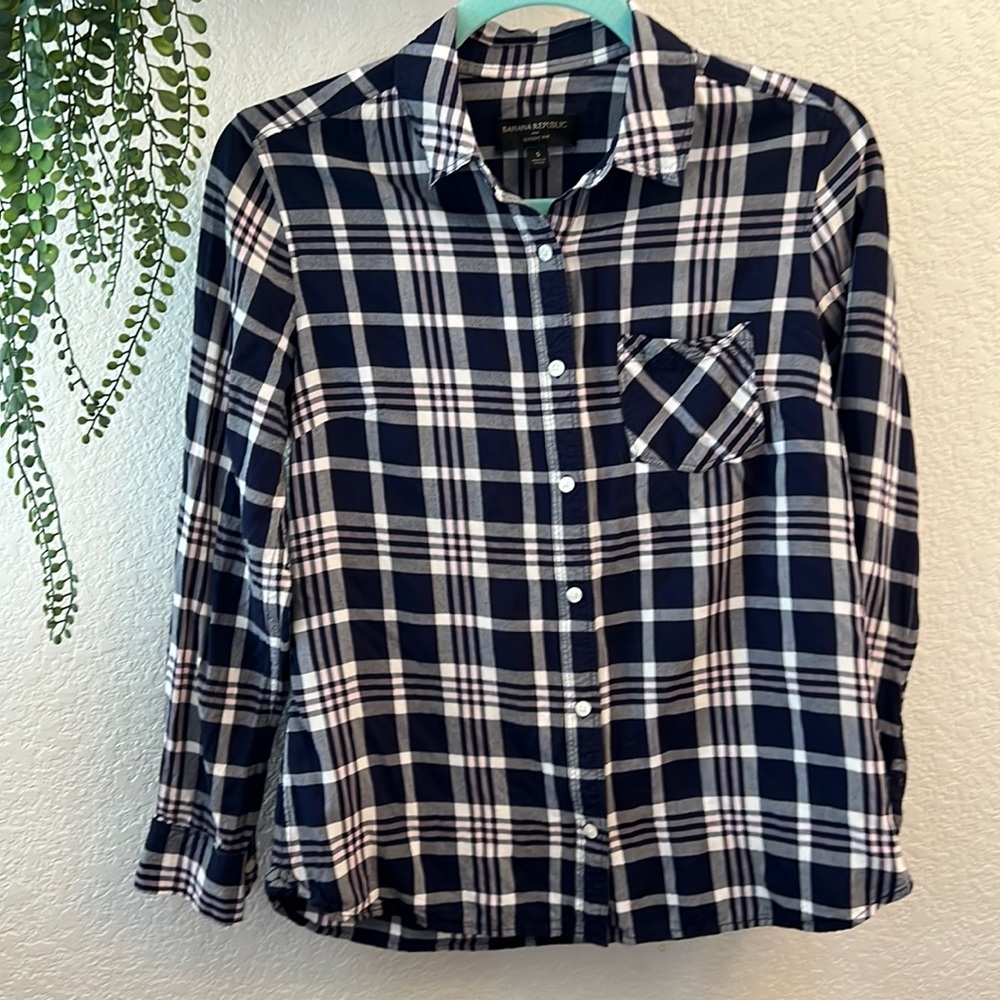 Banana Republic Classic Fit Button Down